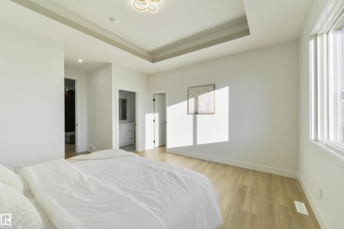 108 25 Street Sw, Edmonton, AB - Indoor Photo Showing Bedroom