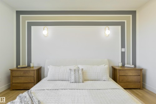 108 25 Street Sw, Edmonton, AB - Indoor Photo Showing Bedroom