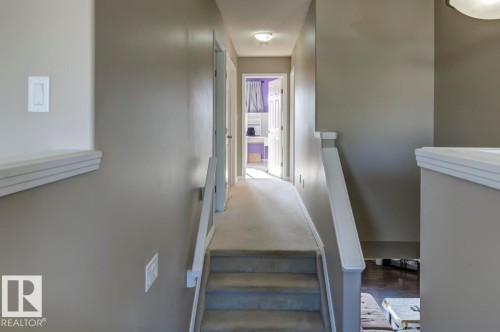 5823 7 Avenue, Edmonton, AB - Indoor Photo Showing Other Room