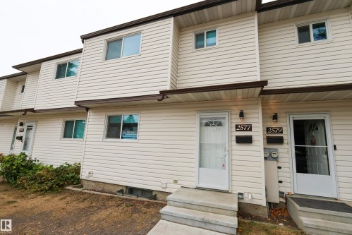 2577 135 Avenue  Edmonton, AB T5A 3S5