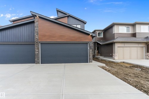841 Rowan Close, Edmonton, AB - Outdoor