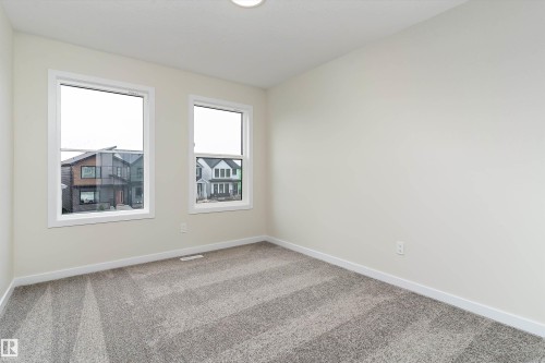 841 Rowan Close, Edmonton, AB - Indoor Photo Showing Other Room