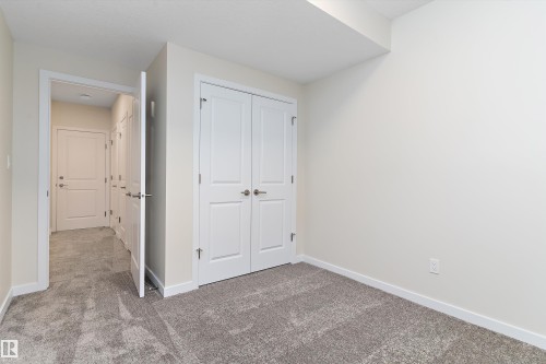 841 Rowan Close, Edmonton, AB - Indoor Photo Showing Other Room