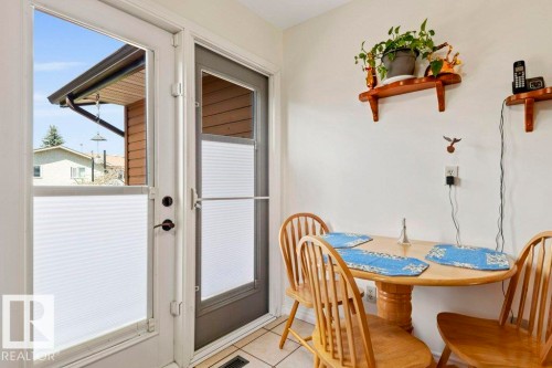 4668 16A Avenue, Edmonton, AB - Indoor Photo Showing Dining Room