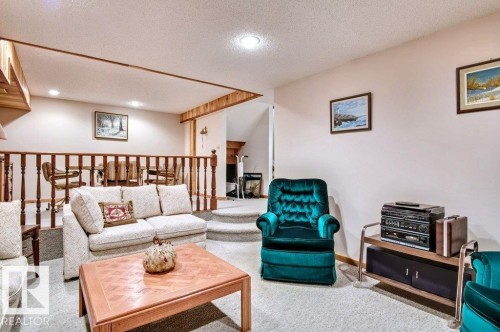 4668 16A Avenue, Edmonton, AB - Indoor Photo Showing Living Room
