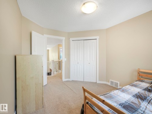 8103 16A Avenue, Edmonton, AB - Indoor Photo Showing Bedroom
