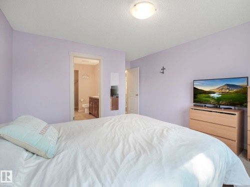8103 16A Avenue, Edmonton, AB - Indoor Photo Showing Bedroom