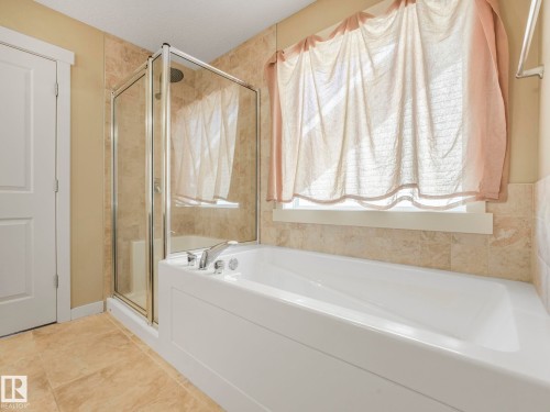 8103 16A Avenue, Edmonton, AB - Indoor Photo Showing Bathroom
