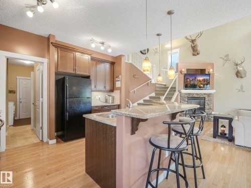8103 16A Avenue, Edmonton, AB - Indoor Photo Showing Kitchen