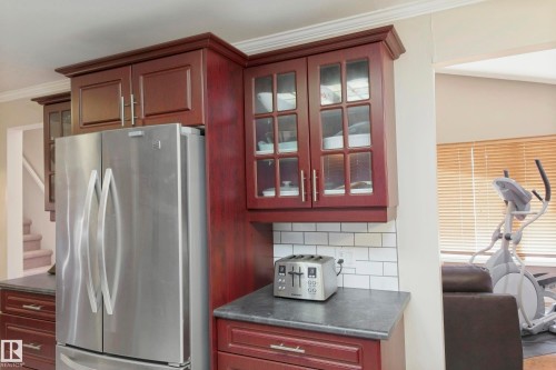 5226 43 Street, Barrhead, AB - Indoor Photo Showing Kitchen