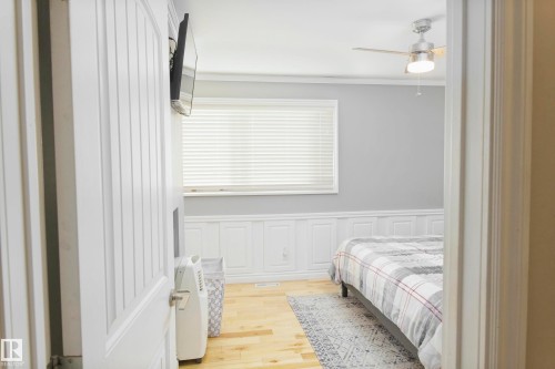 5226 43 Street, Barrhead, AB - Indoor