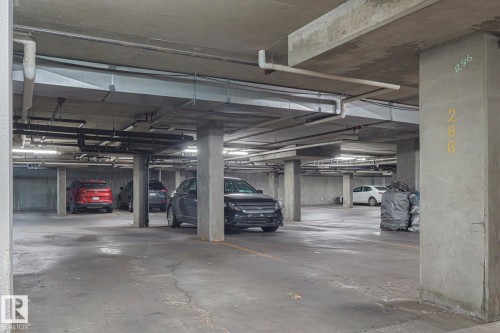 120 7511 171 Street Nw, Edmonton, AB - Indoor Photo Showing Garage