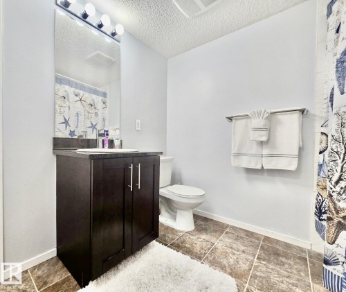 219 5370 Chappelle Road, Edmonton, AB - Indoor Photo Showing Bathroom