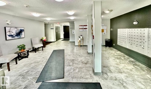 219 5370 Chappelle Road, Edmonton, AB - Indoor Photo Showing Other Room