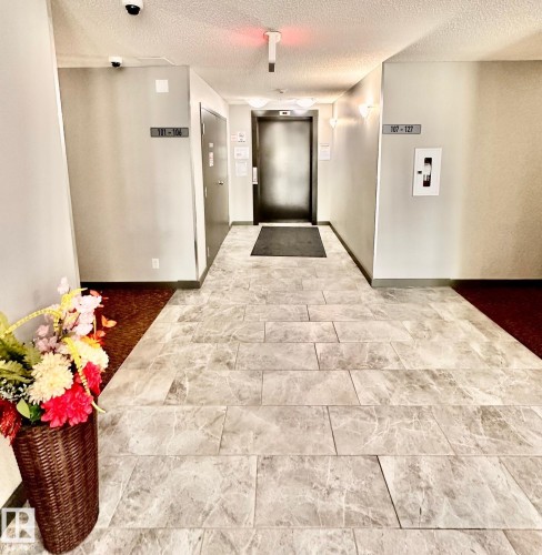 219 5370 Chappelle Road, Edmonton, AB - Indoor Photo Showing Other Room