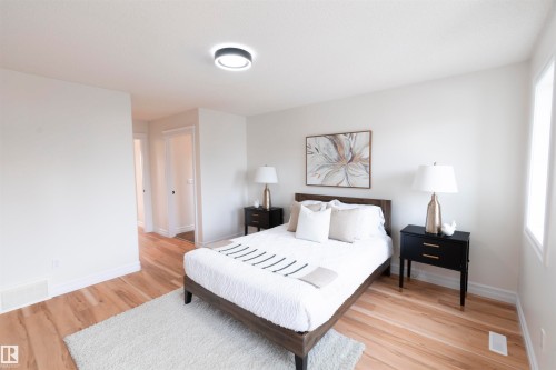 21323 58 Avenue, Edmonton, AB - Indoor Photo Showing Bedroom