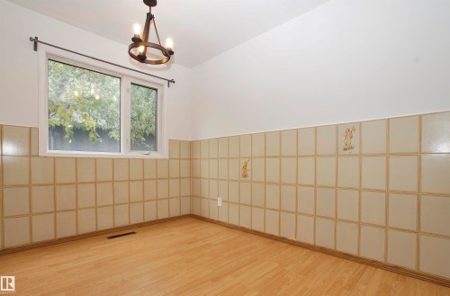 12415 80 Street, Edmonton, AB - Indoor Photo Showing Other Room