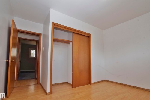 12415 80 Street, Edmonton, AB - Indoor Photo Showing Other Room