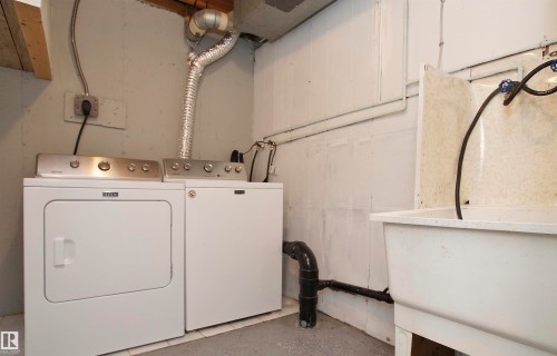 12415 80 Street, Edmonton, AB - Indoor Photo Showing Laundry Room