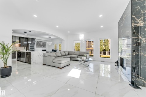 3104 61 Avenue, Rural Leduc County, AB - Indoor