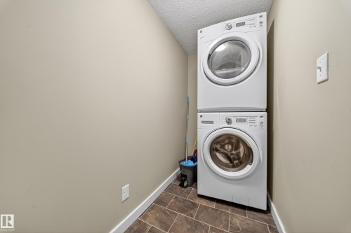 101 5370 Chappelle Road, Edmonton, AB - Indoor Photo Showing Laundry Room
