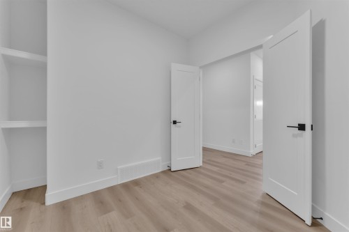 190 Munn Way, Leduc, AB - Indoor Photo Showing Other Room