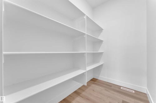 190 Munn Way, Leduc, AB - Indoor With Storage