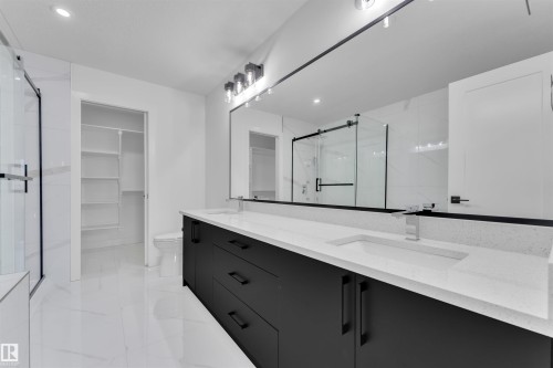 190 Munn Way, Leduc, AB - Indoor Photo Showing Bathroom