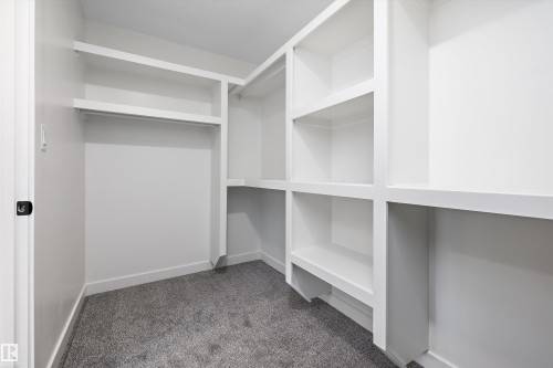 34 Cannes Cove, St. Albert, AB - Indoor With Storage