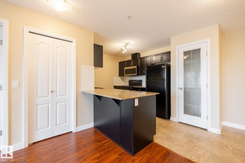 303 12650 142 Avenue, Edmonton, AB - Indoor Photo Showing Kitchen