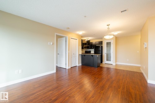 303 12650 142 Avenue, Edmonton, AB - Indoor