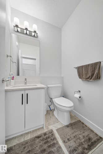 3752 Weidle Crescent, Edmonton, AB - Indoor Photo Showing Bathroom