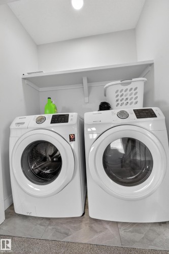 3752 Weidle Crescent, Edmonton, AB - Indoor Photo Showing Laundry Room