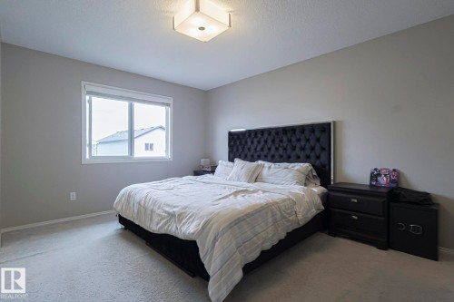 17135 47 Street, Edmonton, AB - Indoor Photo Showing Bedroom