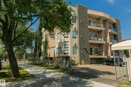 104 10905 109 Street, Edmonton, AB - Outdoor