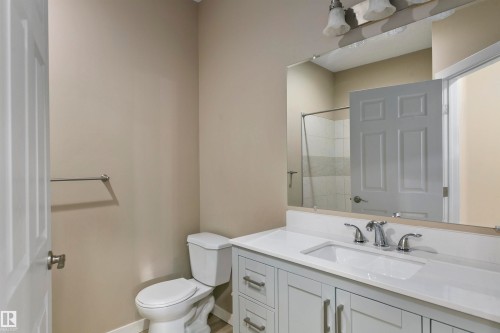 104 10905 109 Street, Edmonton, AB - Indoor Photo Showing Bathroom