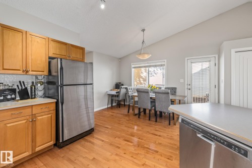3 303 Leger Way, Edmonton, AB - Indoor Photo Showing Kitchen