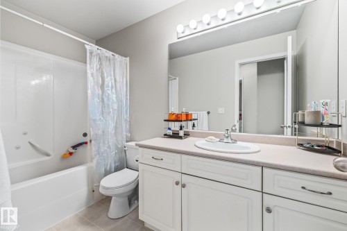 3 303 Leger Way, Edmonton, AB - Indoor Photo Showing Bathroom