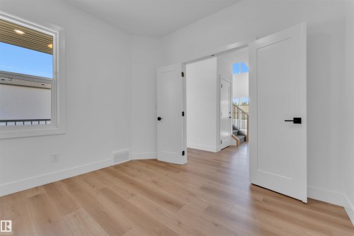 268 Munn Way, Leduc, AB - Indoor Photo Showing Other Room