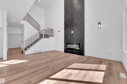 268 Munn Way, Leduc, AB - Indoor Photo Showing Other Room