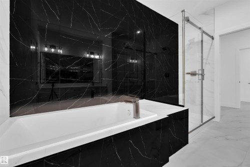 268 Munn Way, Leduc, AB - Indoor Photo Showing Bathroom