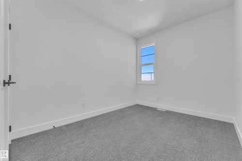 268 Munn Way, Leduc, AB - Indoor Photo Showing Other Room