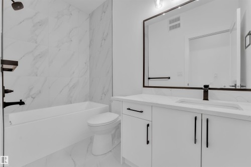 268 Munn Way, Leduc, AB - Indoor Photo Showing Bathroom