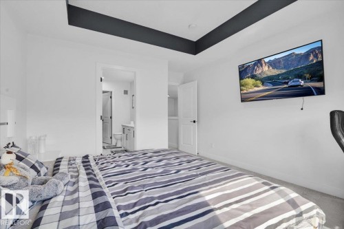 9537 Carson Bend Bend, Edmonton, AB - Indoor Photo Showing Bedroom