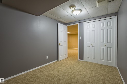 3835 47 Street Nw, Edmonton, AB - Indoor Photo Showing Other Room