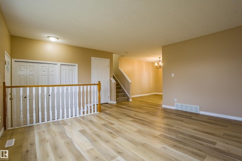 3835 47 Street Nw, Edmonton, AB - Indoor Photo Showing Other Room