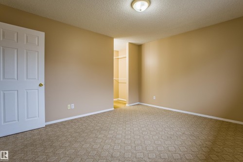 3835 47 Street Nw, Edmonton, AB - Indoor Photo Showing Other Room