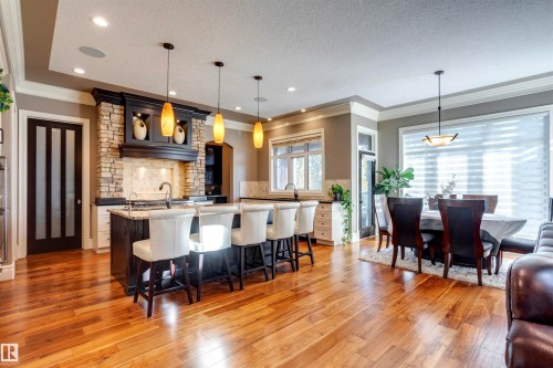 2807 Wheaton Drive, Edmonton, AB - Indoor Photo Showing Dining Room