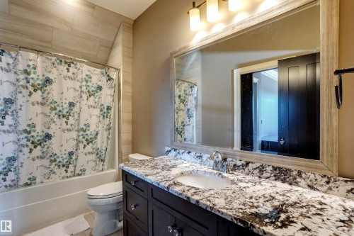 2807 Wheaton Drive, Edmonton, AB - Indoor Photo Showing Bathroom