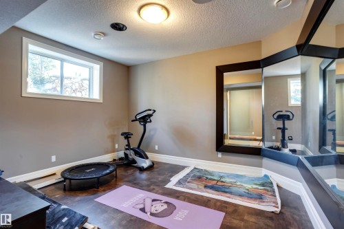2807 Wheaton Drive, Edmonton, AB - Indoor Photo Showing Gym Room